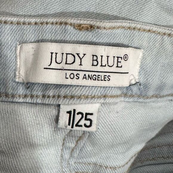 Judy Blue Skinny Fit Light Wash Capri Jeans Women’s 1/25 - Picture 4 of 5